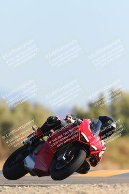 media/Jan-18-2024-Racers Edge (Thu) [[008952c709]]/B Group/Session 4 (Turn 7)/